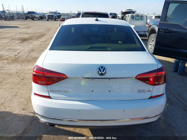 1VWCT7A3XHC019636 Volkswagen Passat 1.8t Sel Premium