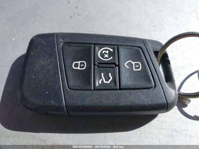 3VV3B7AXXJM187789 Volkswagen Tiguan 2.0t Se/2.0t Sel