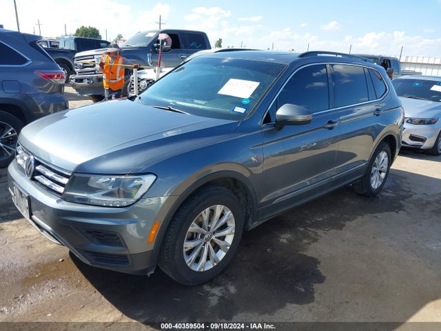 3VV3B7AXXJM187789 Volkswagen Tiguan 2.0t Se/2.0t Sel