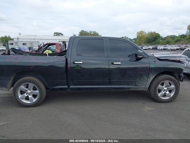 1C6RR7TT7HS552159 RAM 1500 Big Horn  4x4 6'4 Box