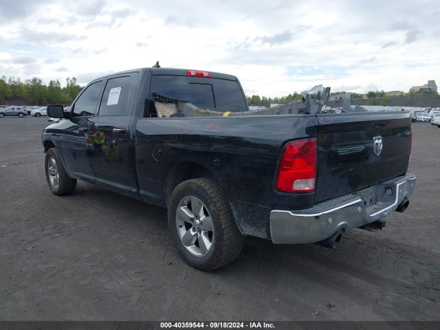 1C6RR7TT7HS552159 RAM 1500 Big Horn  4x4 6'4 Box