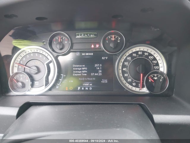 1C6RR7TT7HS552159 RAM 1500 Big Horn  4x4 6'4 Box