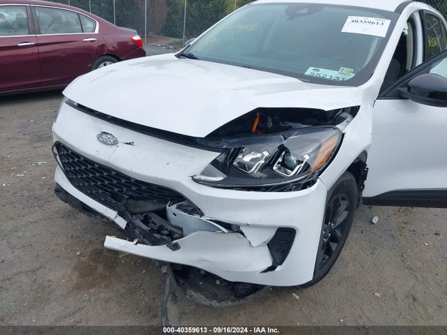 1FMCU0BZ6LUB26174 Ford Escape Se Sport Hybrid