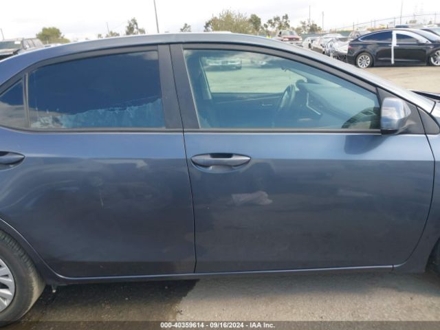 Toyota COROLLA LE 2018 5YFBURHE1JP790417 Image 14