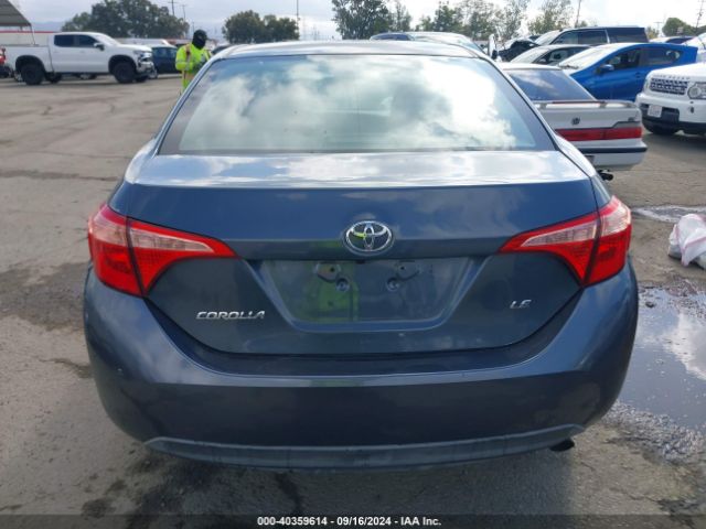 Toyota COROLLA LE 2018 5YFBURHE1JP790417 Image 17