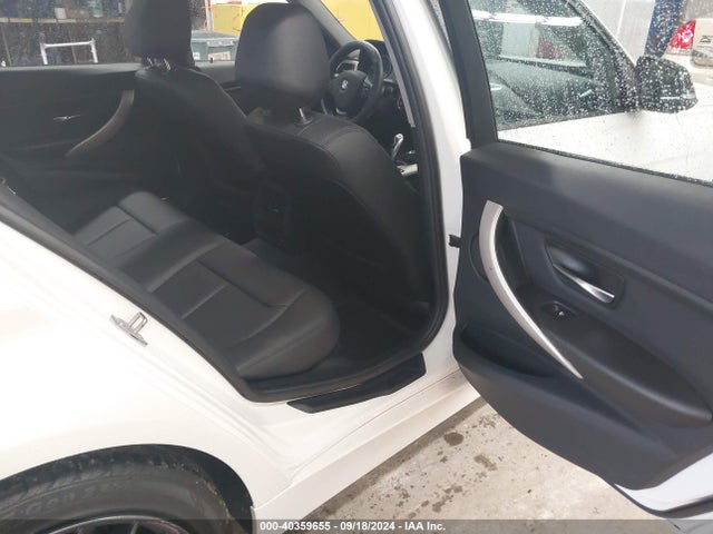 WBA3C3C56FP663860 BMW 320i Xdrive