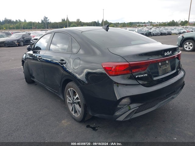 KIA Forte Lxs 2023 3KPF24AD0PE625772 Image 3