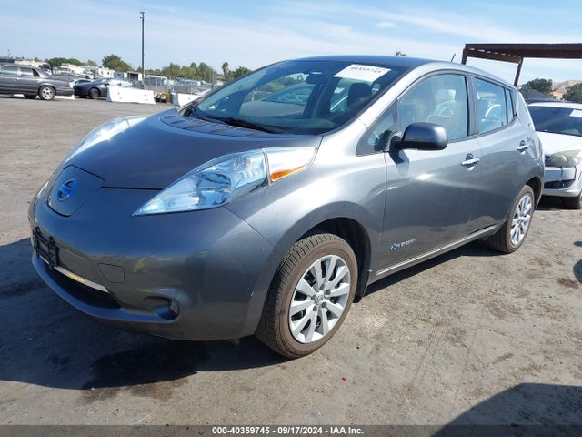 Nissan LEAF S 2017 1N4BZ0CP3HC307170 Image 2