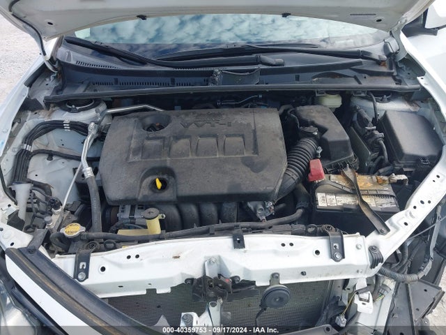 Toyota COROLLA SE 2017 5YFBURHE8HP676201 Image 10
