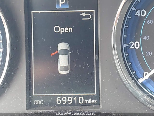 Toyota COROLLA SE 2017 5YFBURHE8HP676201 Image 16