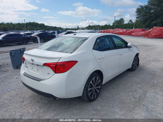 Toyota COROLLA SE 2017 5YFBURHE8HP676201 Image 4