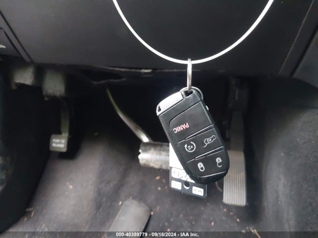 1C4RJEBG8JC110984 Jeep Grand Cherokee Limited 4x2