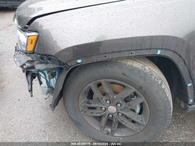 1C4RJEBG8JC110984 Jeep Grand Cherokee Limited 4x2