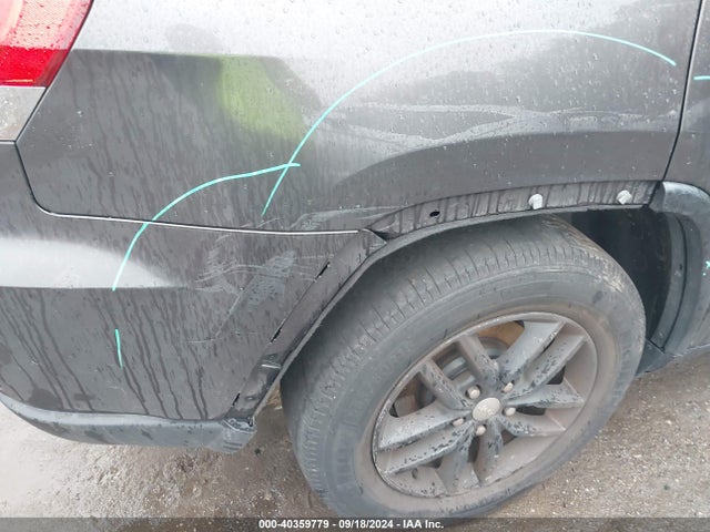 1C4RJEBG8JC110984 Jeep Grand Cherokee Limited 4x2