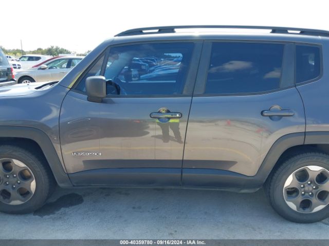 ZACCJAAT9GPD86642 Jeep Renegade Sport