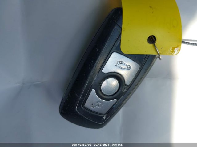 WBA3B1C59FK139834 BMW 320i