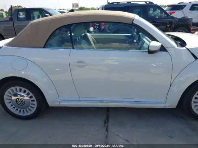 3VW517AT7FM820146 Volkswagen Beetle 1.8t