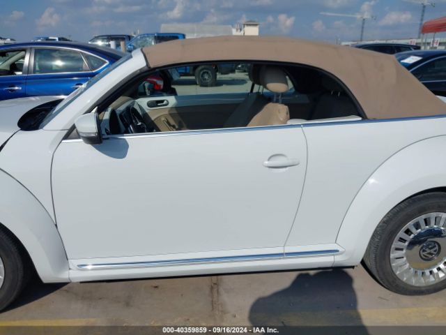 3VW517AT7FM820146 Volkswagen Beetle 1.8t