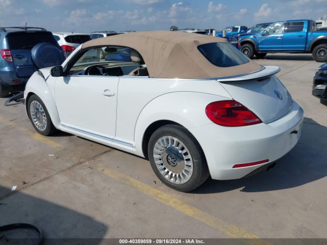3VW517AT7FM820146 Volkswagen Beetle 1.8t