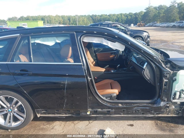 WBA8K3C35HA022549 BMW 3 Series 330i Xdrive