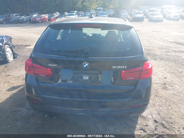 WBA8K3C35HA022549 BMW 3 Series 330i Xdrive