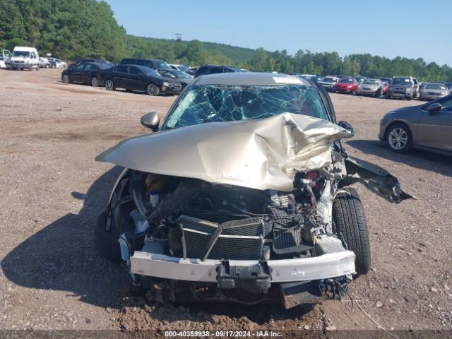 5XXG14J21NG096584 KIA K5 LXS