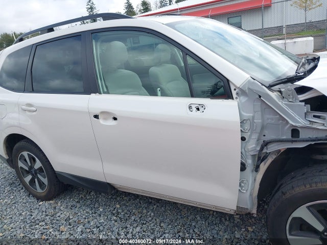 Subaru Forester 2.5i Premium 2018 JF2SJAGC2JH406703 Image 14