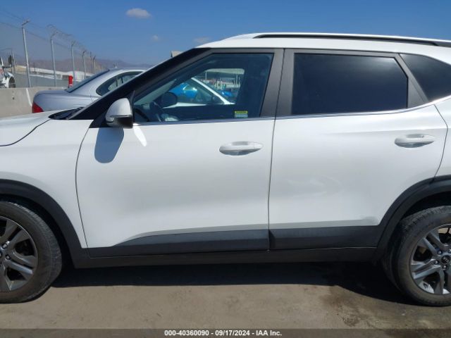 KNDEU2AA6M7173354 KIA SELTOS S