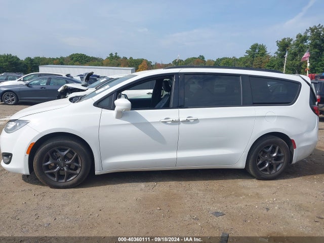 Chrysler Pacifica Touring L Plus 2020 2C4RC1EG1LR234362 Image 15