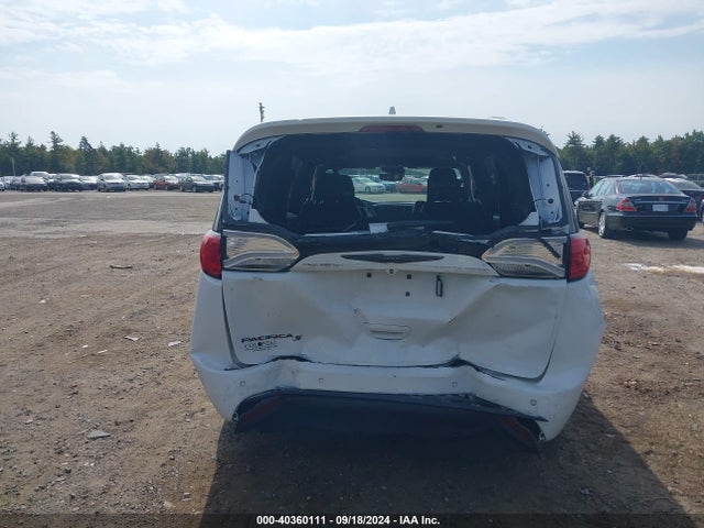 Chrysler Pacifica Touring L Plus 2020 2C4RC1EG1LR234362 Image 17