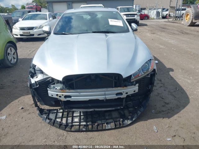 SAJWJ0EF3E8U18437 Jaguar Xf V6 Sc