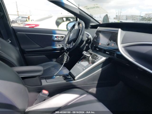 JTDBVRBD8GA000931 Toyota Mirai