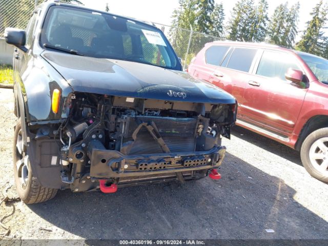 ZACNJBC14LPL08643 Jeep Renegade Trailhawk 4x4