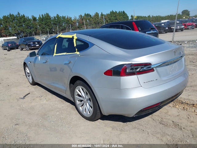 2017 TESLA MODEL S 5YJSA1E27HF226846 Photo 2