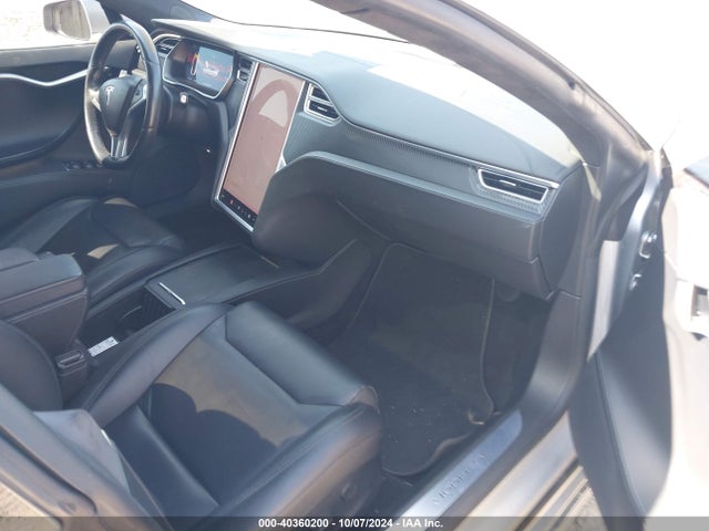2017 TESLA MODEL S 5YJSA1E27HF226846 Photo 4