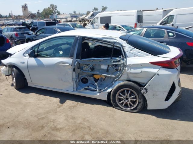 JTDKAMFPXM3176558 Toyota Prius Prime Le