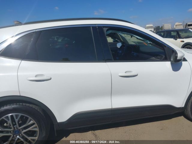 1FMCU0H69LUB69498 Ford ESCAPE SEL