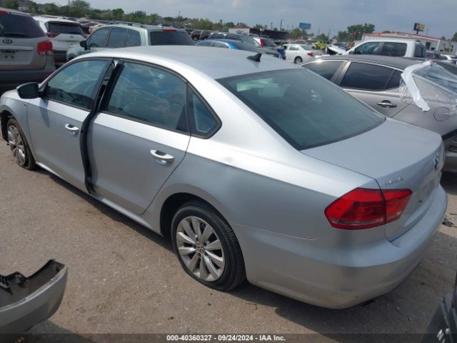 1VWAT7A37FC002104 Volkswagen Passat 1.8t Wolfsburg Edition