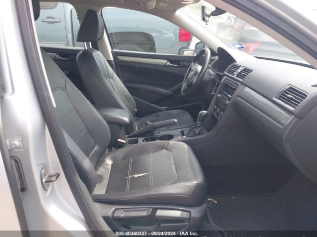 1VWAT7A37FC002104 Volkswagen Passat 1.8t Wolfsburg Edition