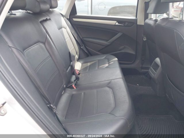 1VWAT7A37FC002104 Volkswagen Passat 1.8t Wolfsburg Edition