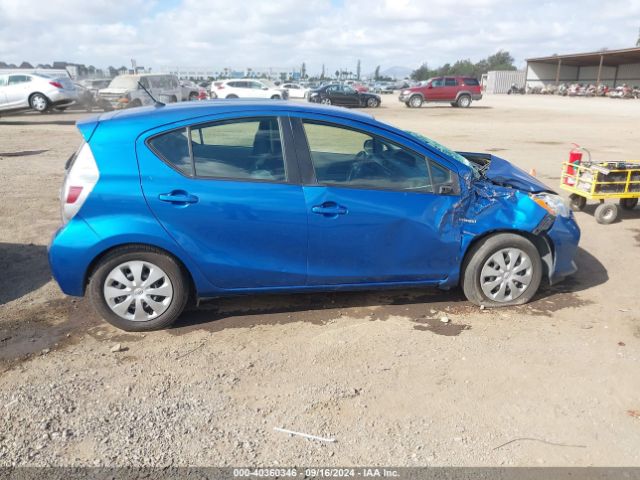 JTDKDTB35E1571734 Toyota Prius C Two