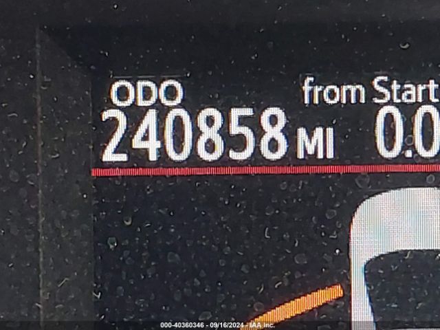 JTDKDTB35E1571734 Toyota Prius C Two
