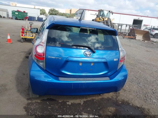 JTDKDTB35E1571734 Toyota Prius C Two