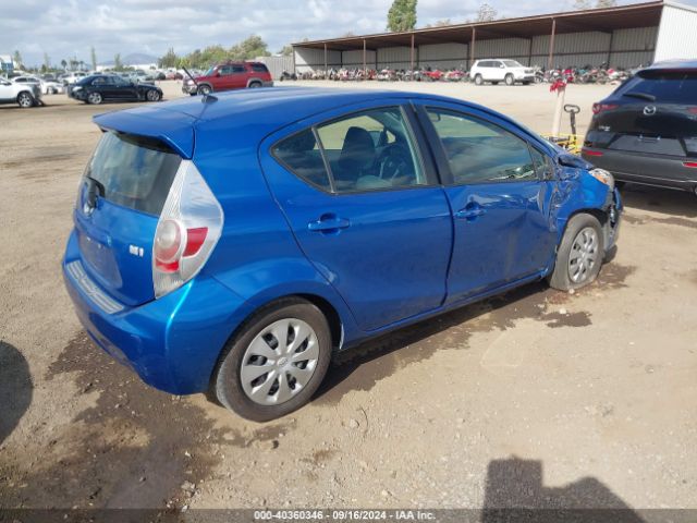JTDKDTB35E1571734 Toyota Prius C Two