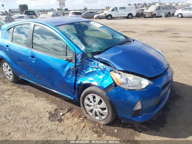 JTDKDTB35E1571734 Toyota Prius C Two