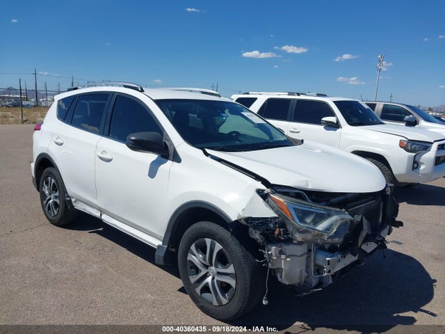 Toyota RAV4 LE 2018 JTMZFREV9JJ153969 Image 1