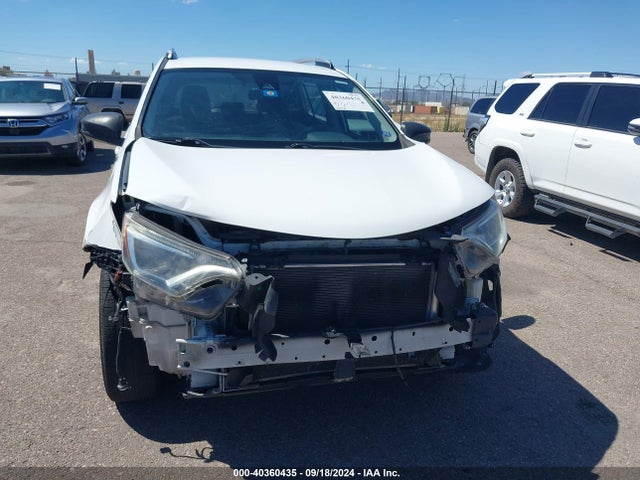 Toyota RAV4 LE 2018 JTMZFREV9JJ153969 Image 13