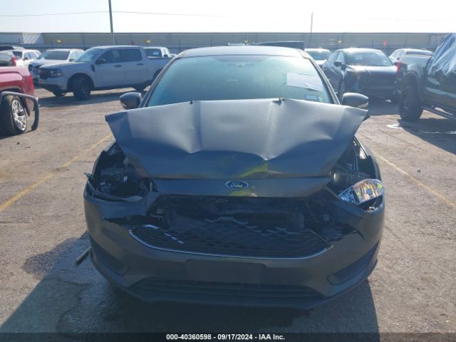 1FADP3K22GL369048 Ford FOCUS SE