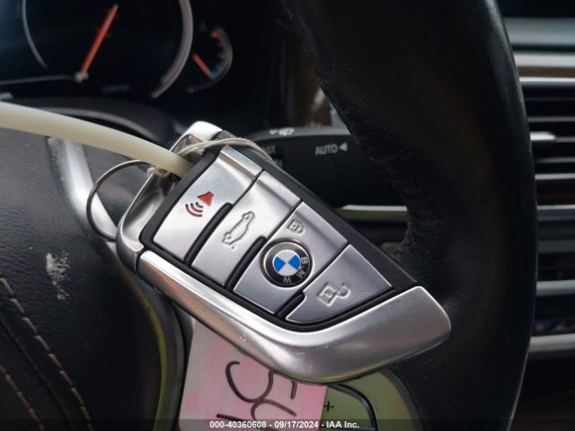 WBA7F2C52GG418106 BMW 750i Xdrive