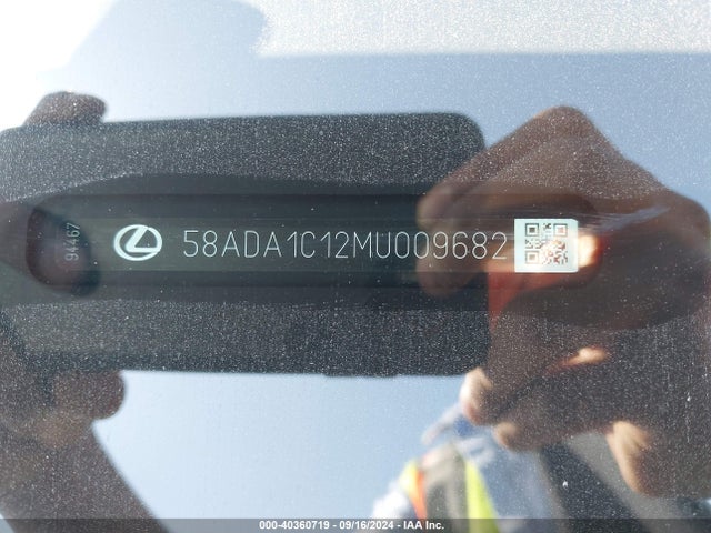 Lexus ES 300H 2021 58ADA1C12MU009682 Image 9
